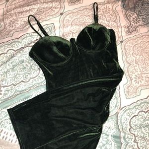 Velvet green dress!I